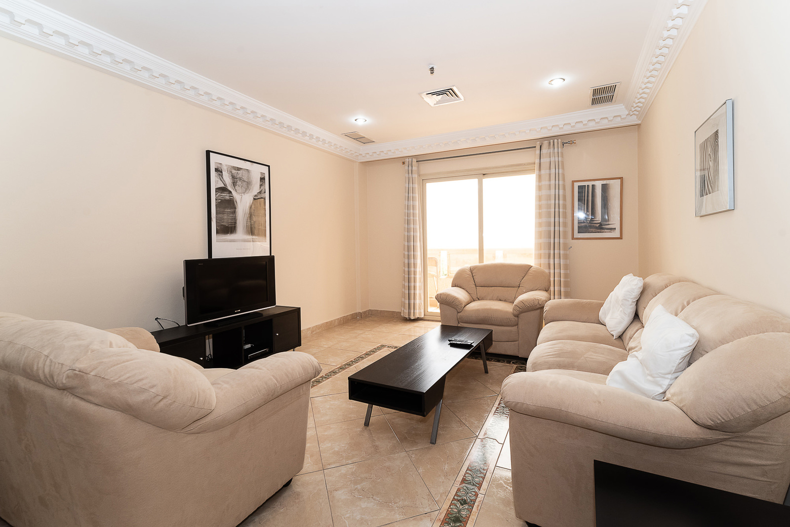 Mahboula spacious, furnished, one bedroom apartment w/pool Horizon
