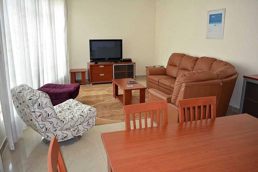 Salmiya – furnished, three bedroom apartment