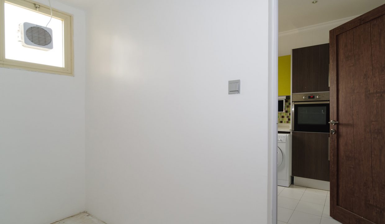 IMGP0300-18