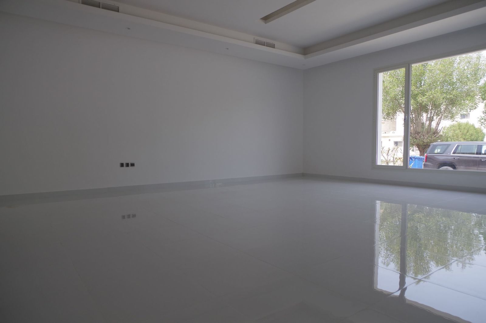 Shaab – spacious, unfurnished, four bedroom ground floor