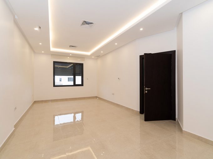 Salam – new, unfurnished, three bedroom apartments