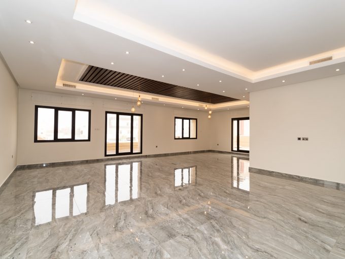 Fnaitees – lovely, brand new four bedroom floors