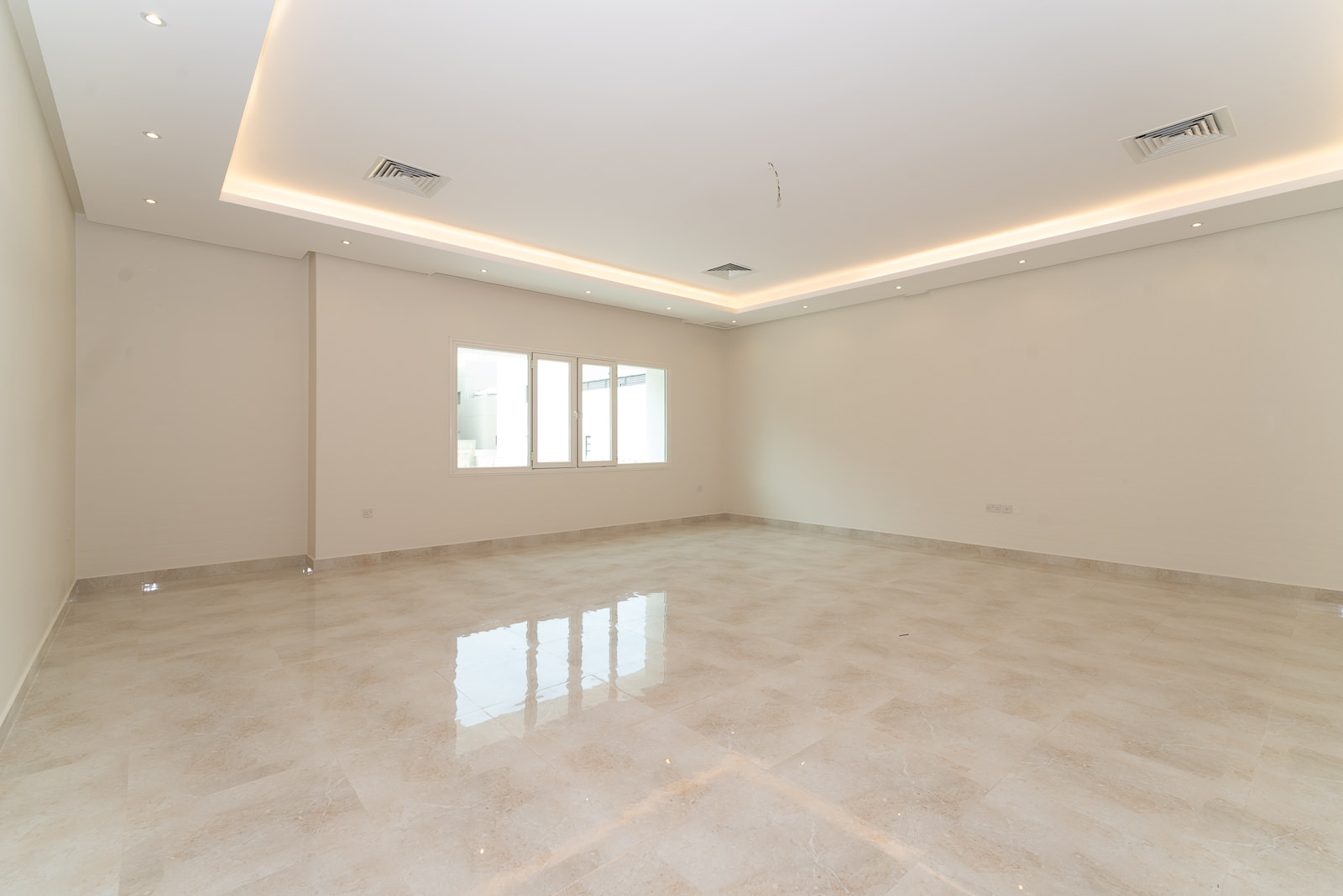 Masayel – new, spacious, unfurnished four bedroom floor