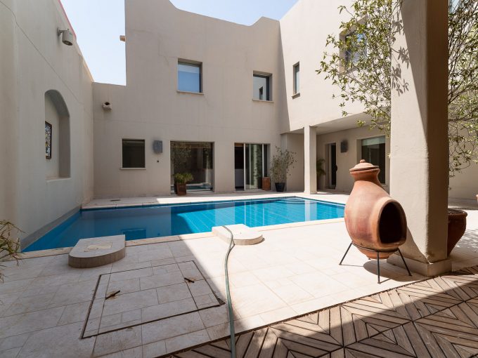 West Mishref – very nice, four bedroom villa w/private pool
