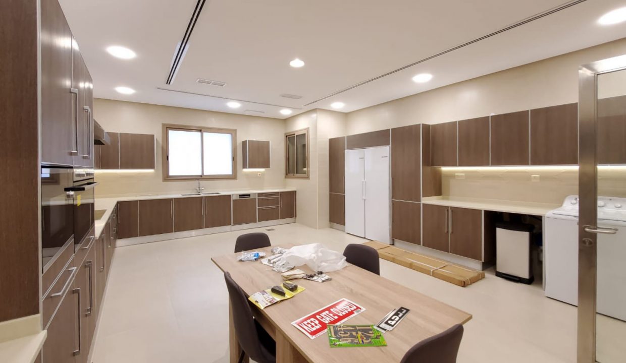 Horizon Q8 Bayan Floors (8)