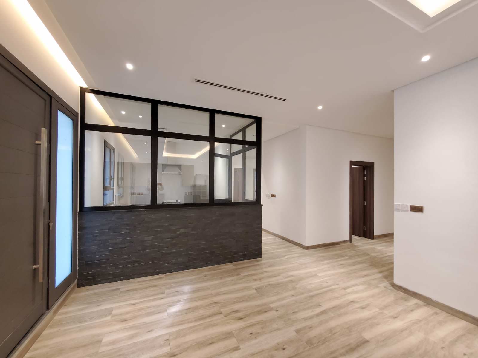 Salwa – new, spacious, furnished three bedroom apartments w/pool
