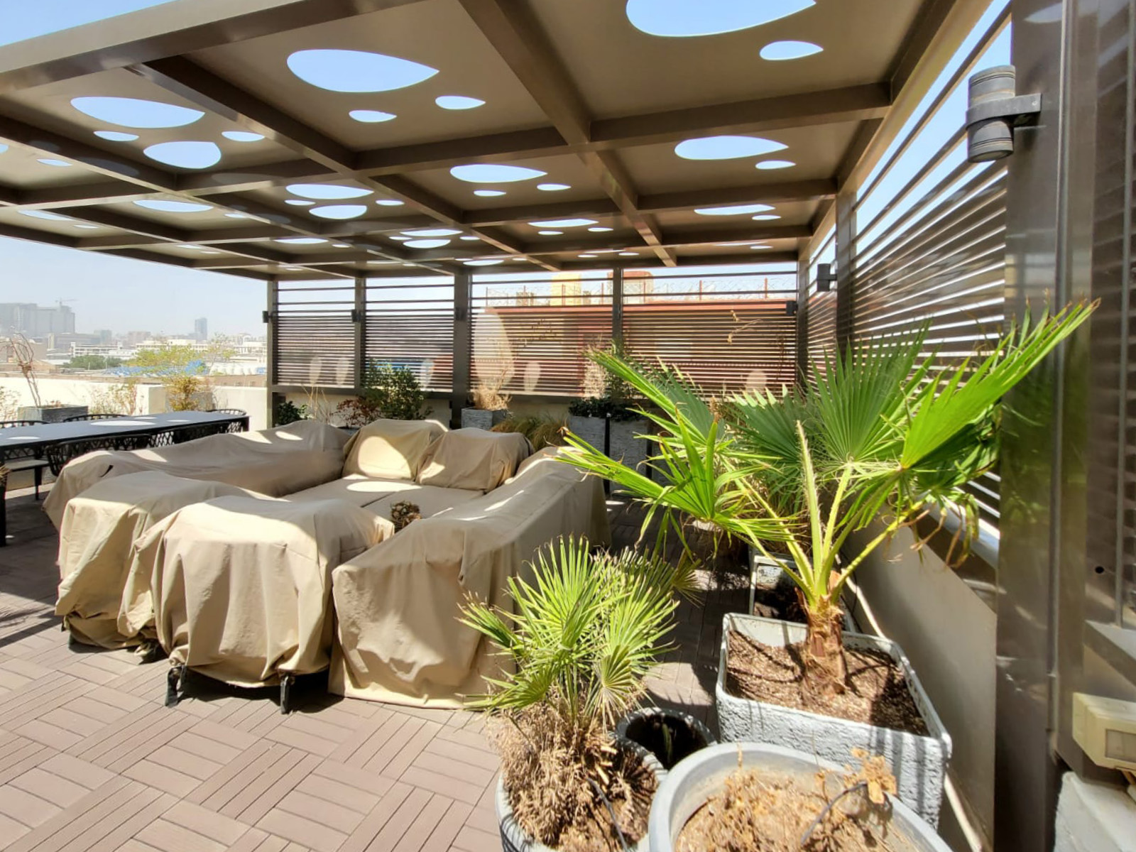Jabriya – furnished, duplex apartment w/greate terrace