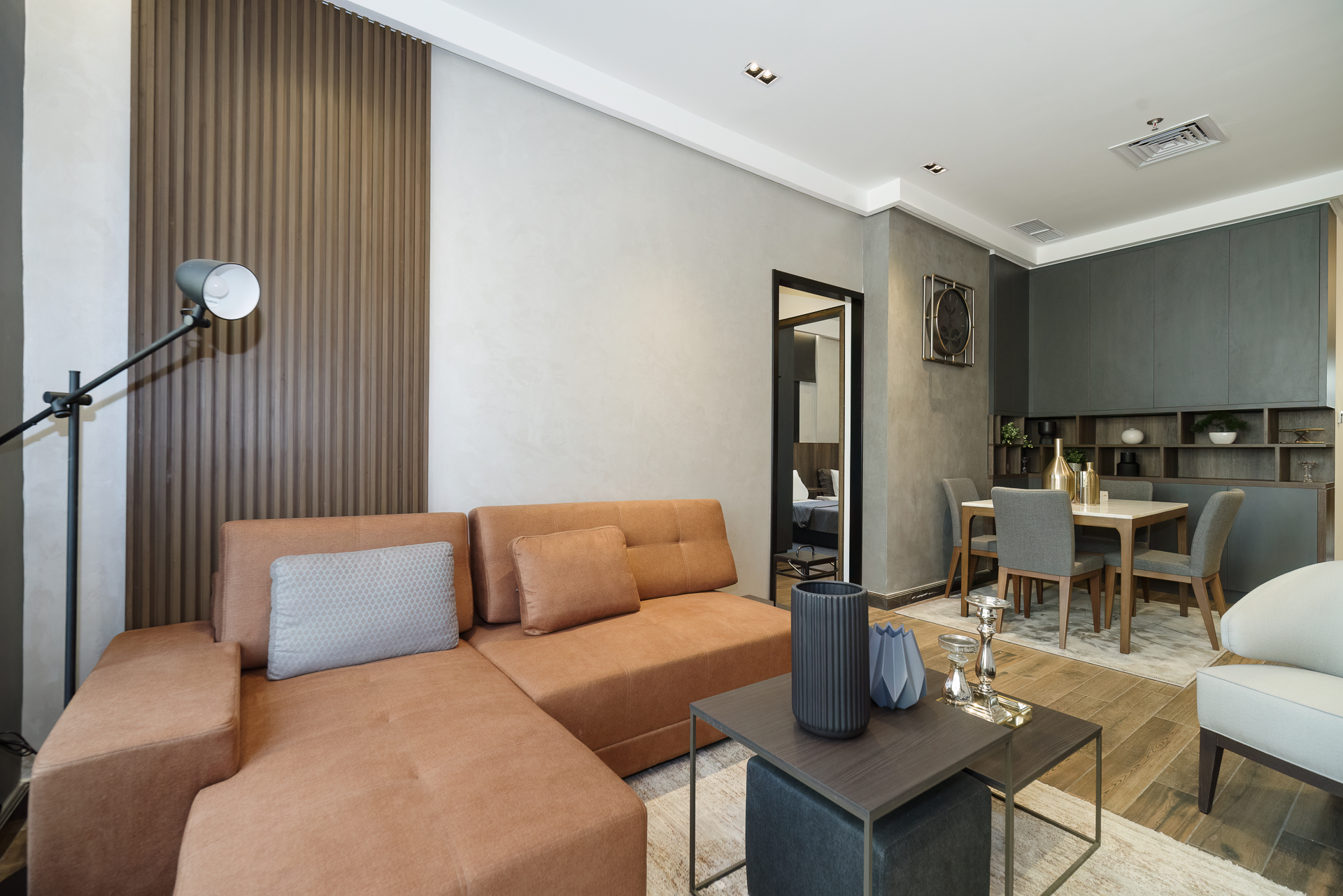Sharq – elegant, small, furnished apartment w/balcony