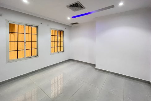 Horizon Q8 Mangaf 600-12