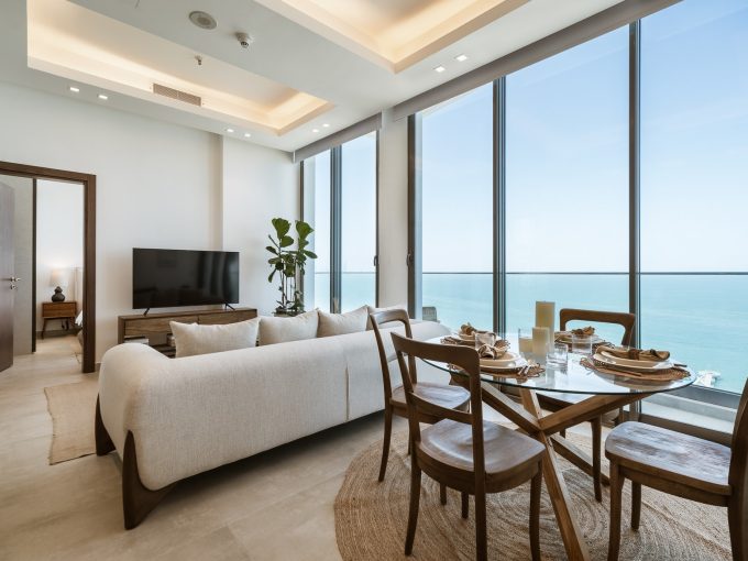 Salmiya – fantastic, one bedroom furnished sea view apartment