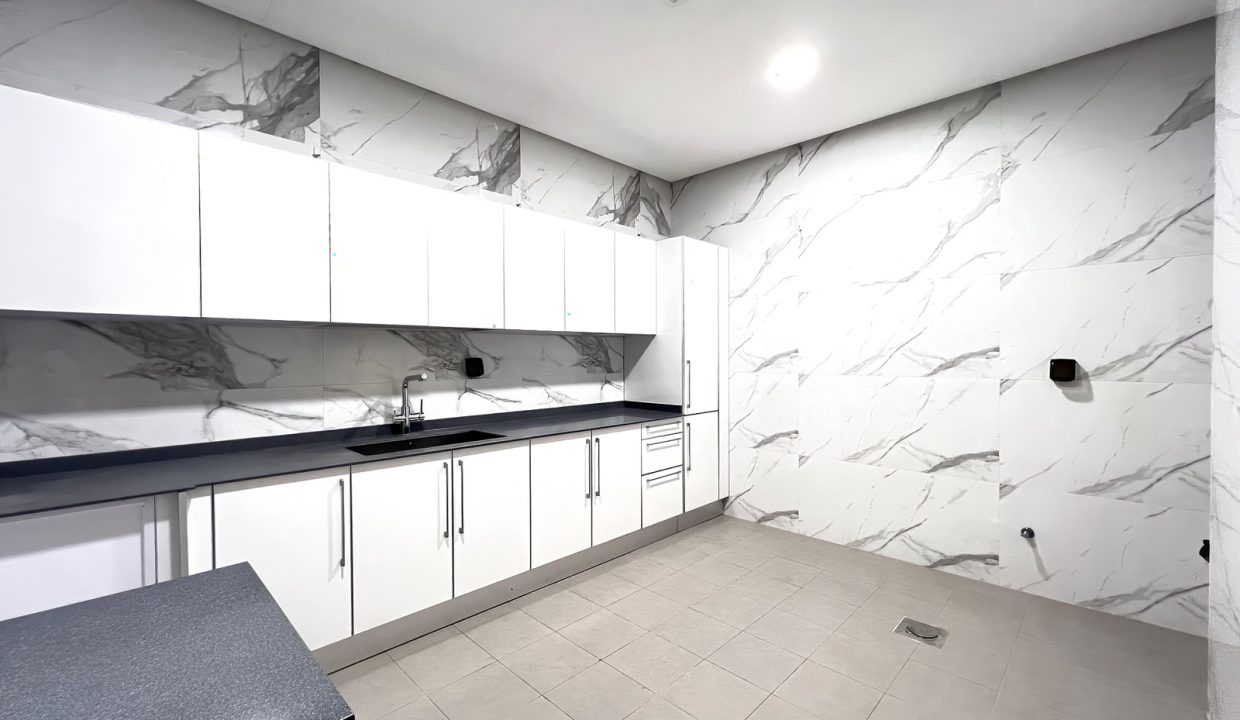Horizon Q8 Salmiya 550-5