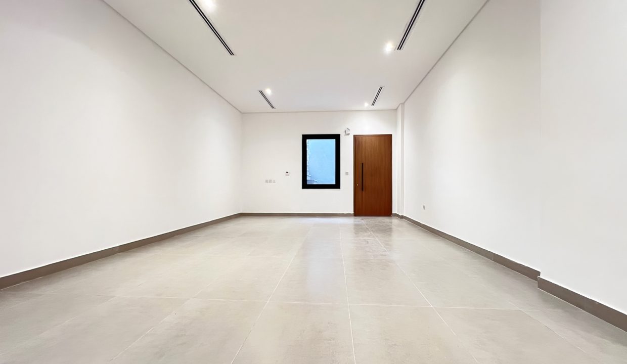 Horizon Q8 Jabriya 700-1