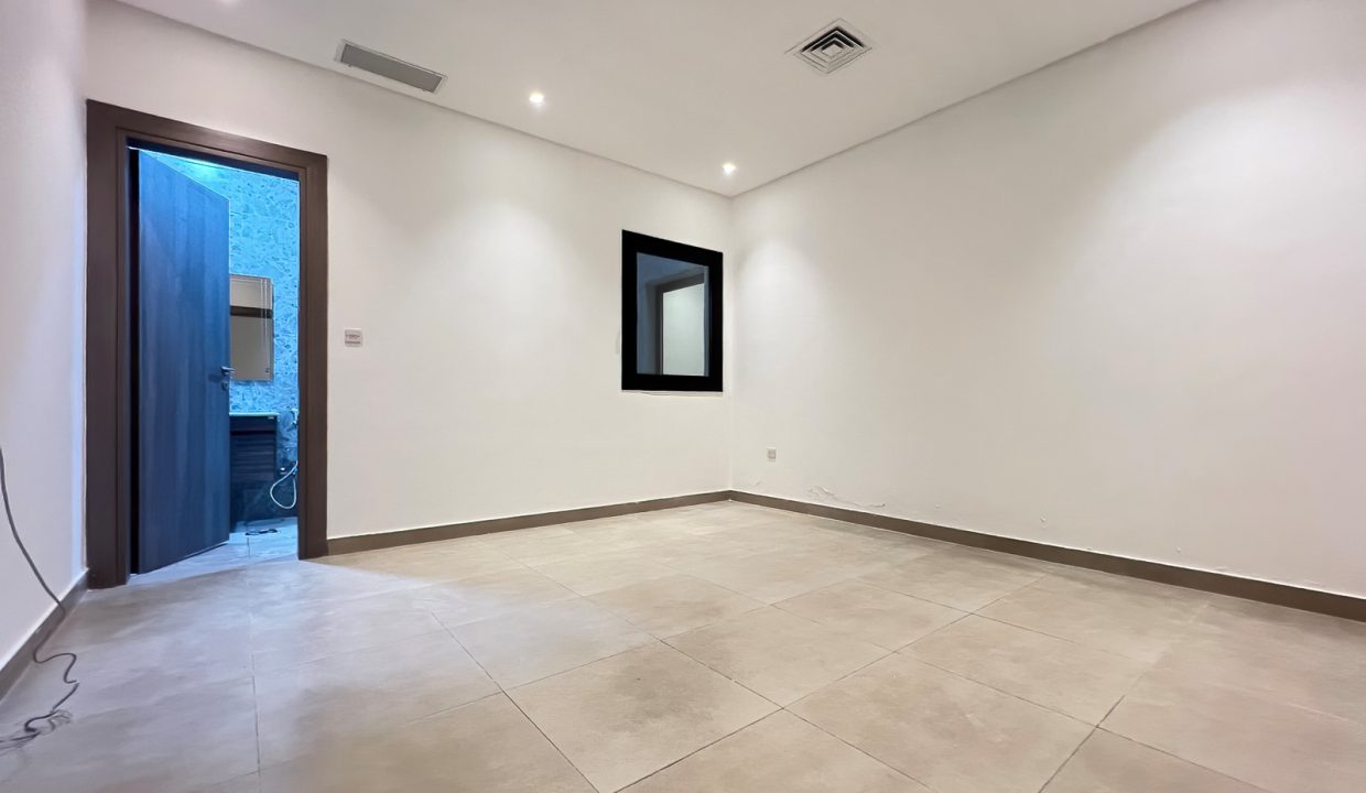 Horizon Q8 Jabriya 700-25