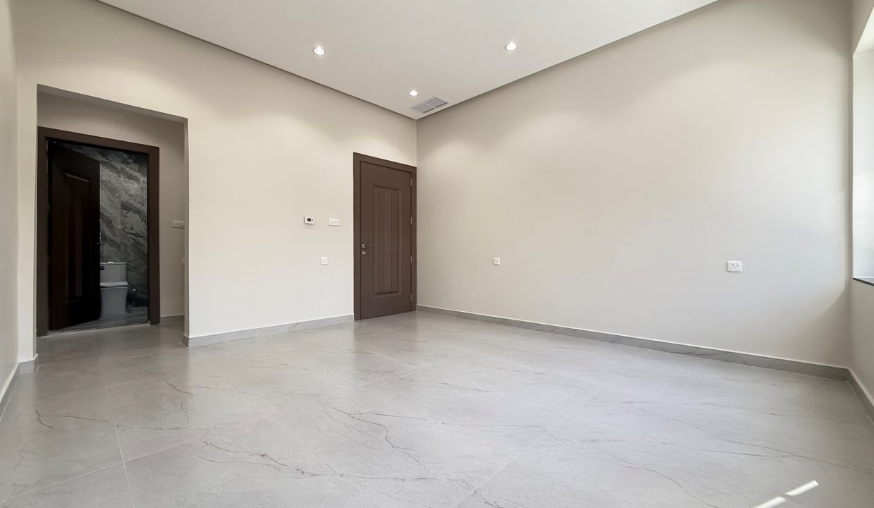 Horizon Q8 Zahra 750-17