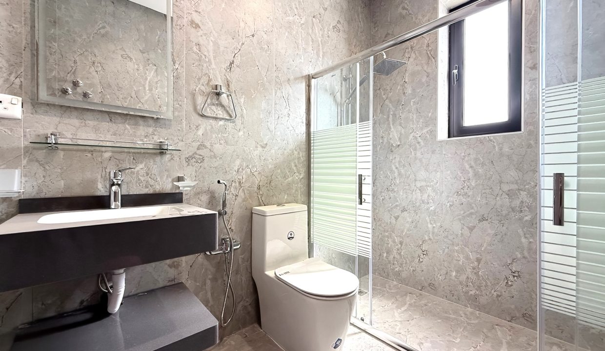 Horizon Q8 Zahra 900-10