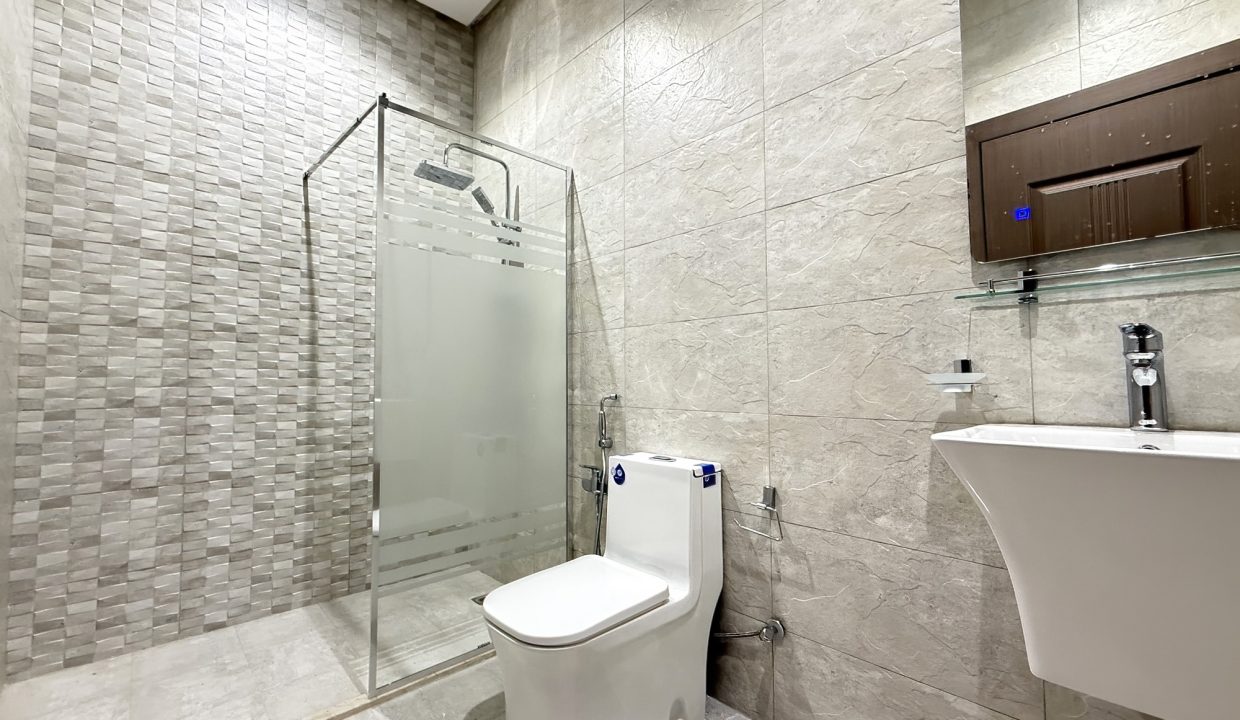 Horizon Q8 Zahra 900-12