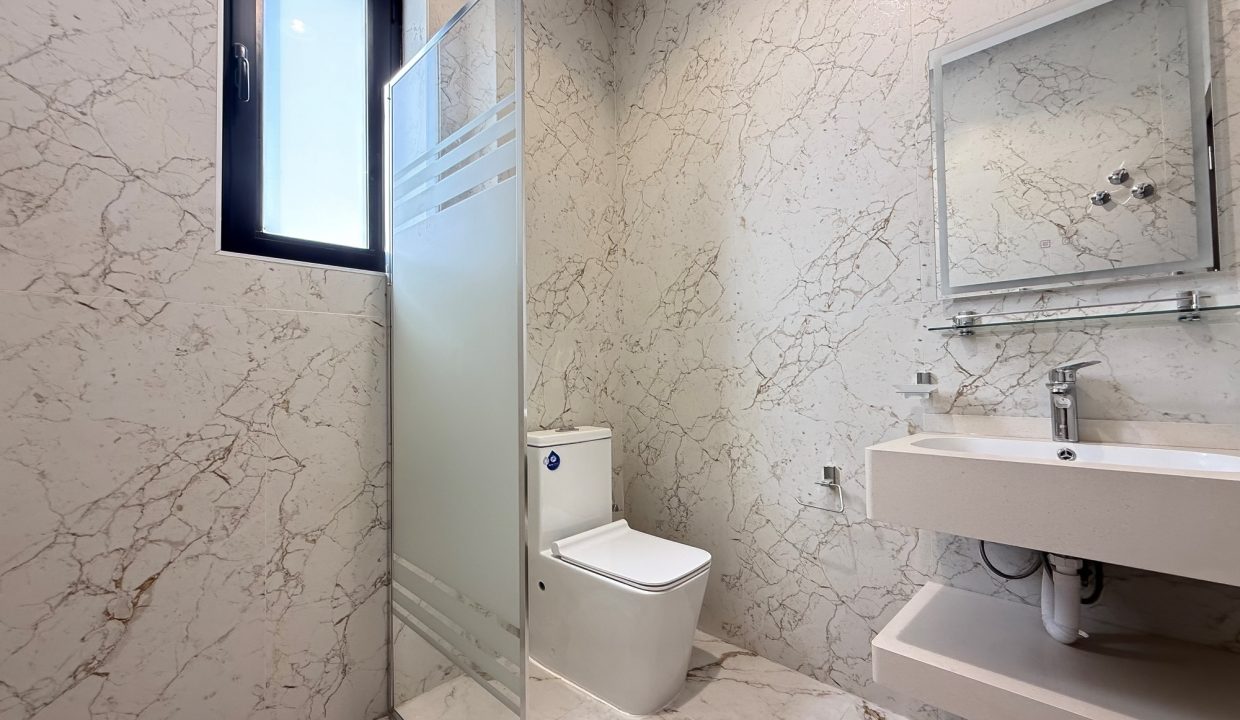 Horizon Q8 Zahra 900-14