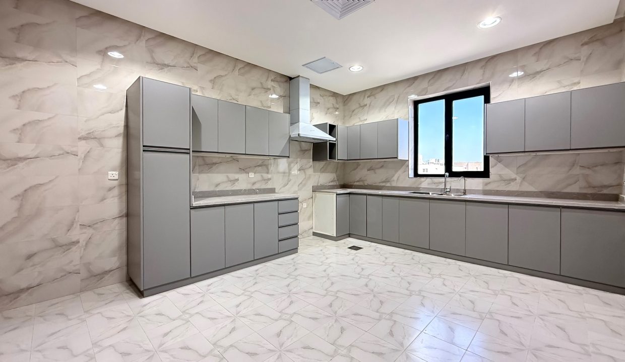 Horizon Q8 Zahra 900-18