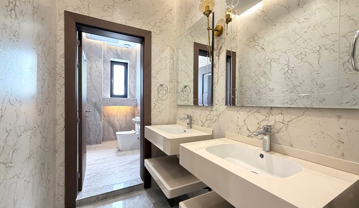 Horizon Q8 Zahra 900-6