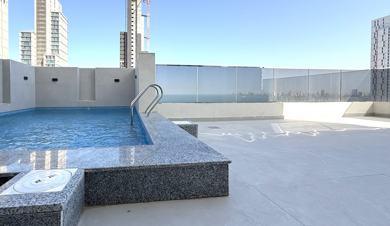 Horizon Q8 Hessah Al Mubarak 2400