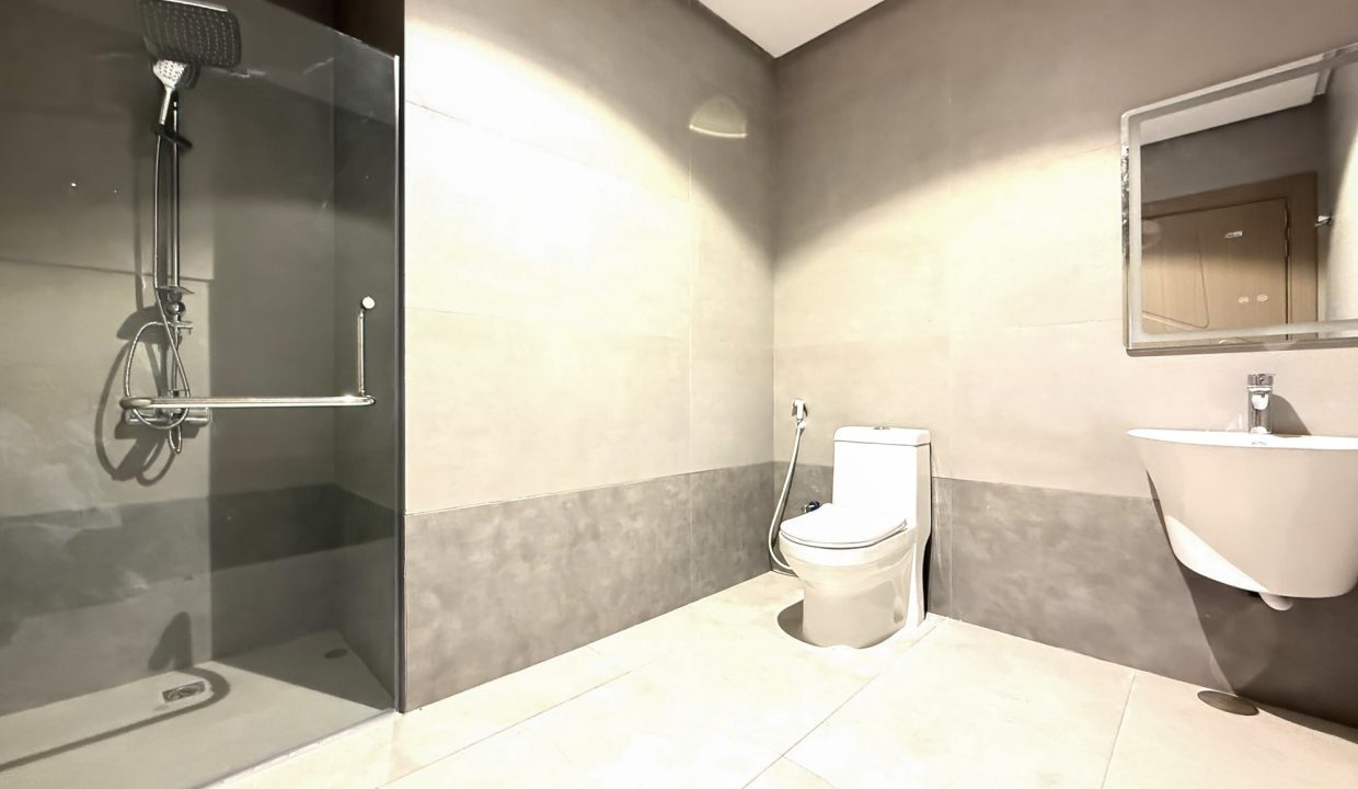 Horizon Q8 Hessah Al Mubarak 2400-20