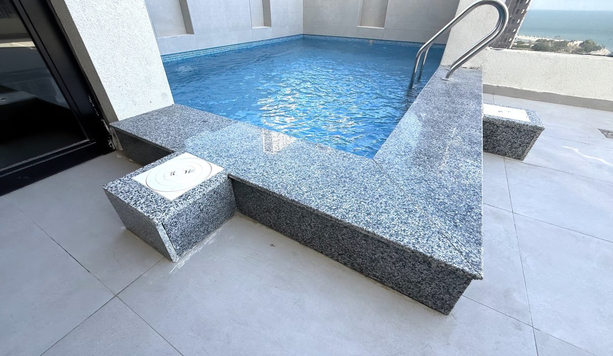 Horizon Q8 Hessah Al Mubarak 2400-3