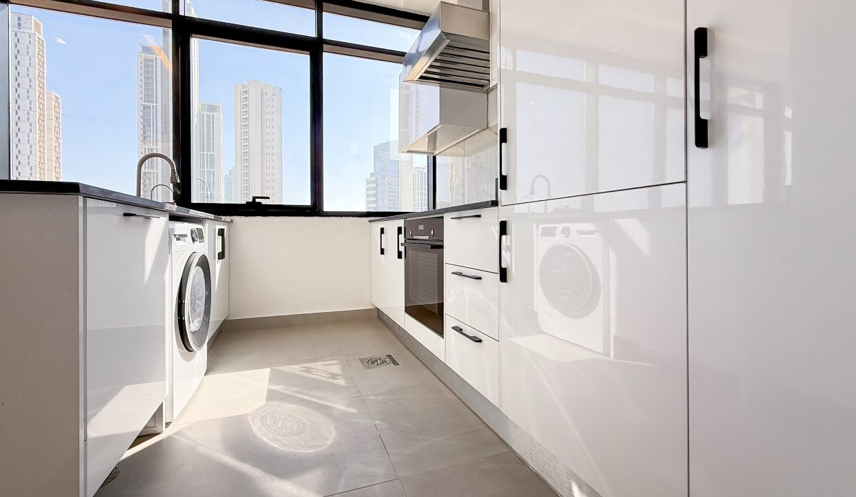 Horizon Q8 Hessah Al Mubarak 530-3