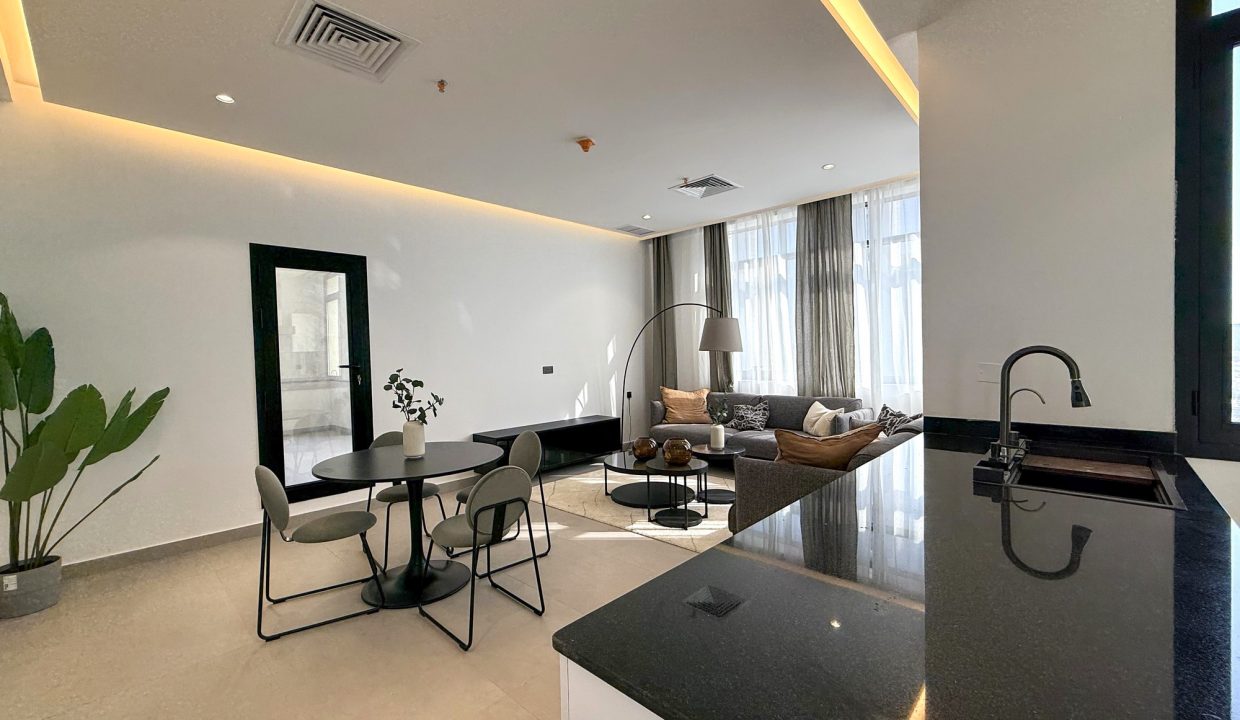 Horizon Q8 Hessah Al Mubarak 730-12