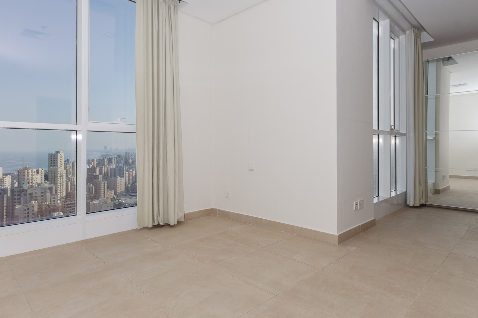 Salmiya - unfurnished, three bedroom penthouse Horizon Q8 & Yarmouk ...