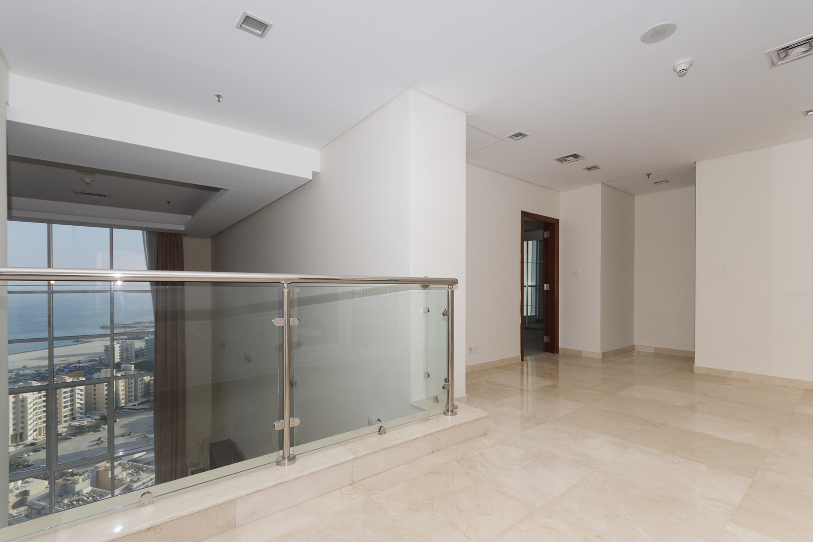 View of Salmiya - unfurnished, three bedroom penthouse Horizon Q8 & Yarmouk ...