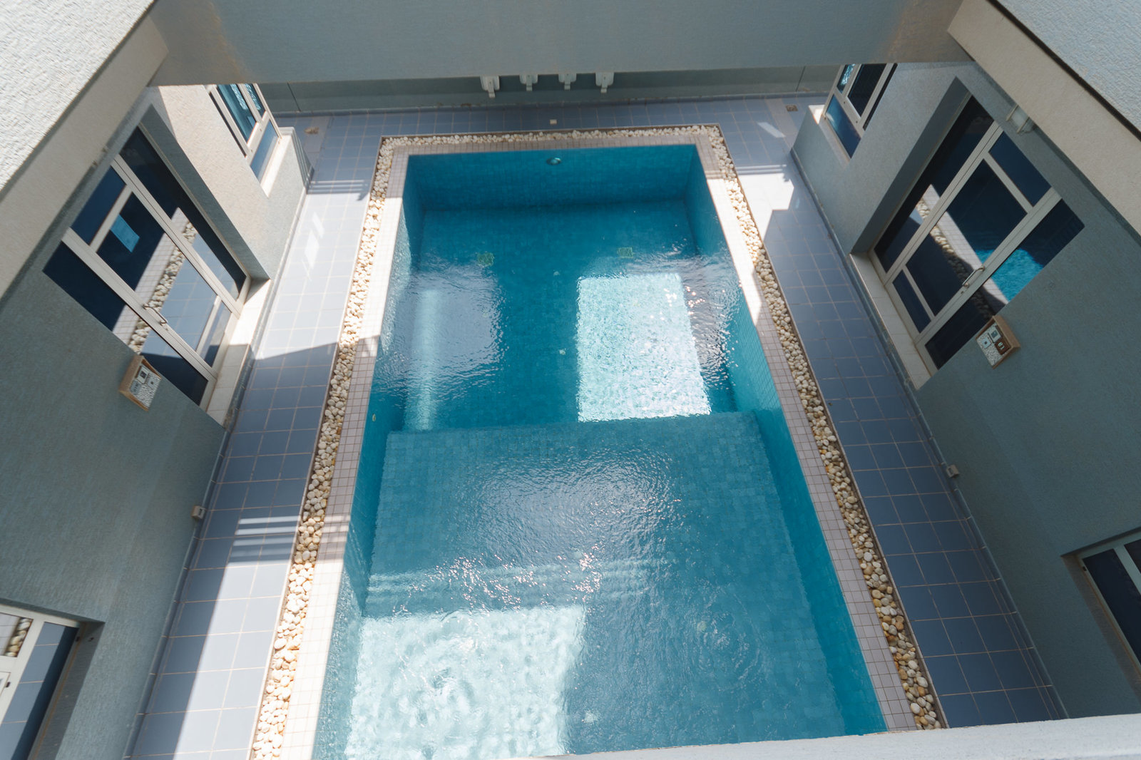 Salwa great, little, furnished studio apartment with patio area and