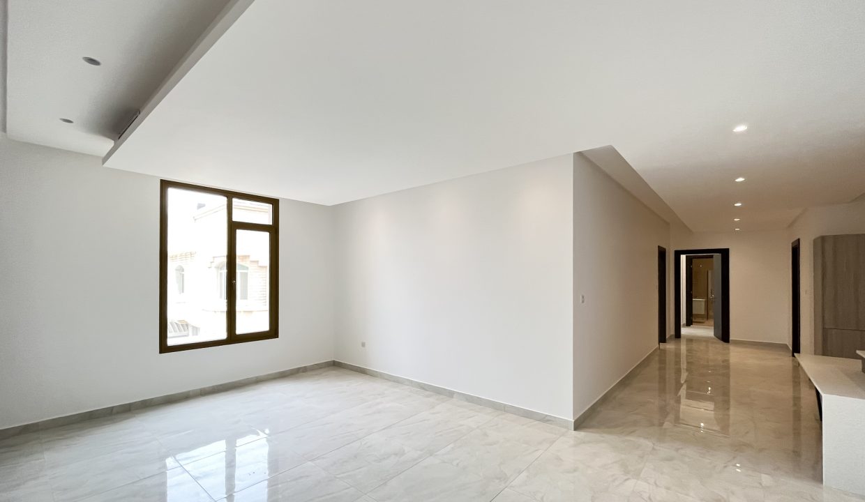 Yarmouk brand new, five master bedroom duplex Horizon Q8 & Yarmouk