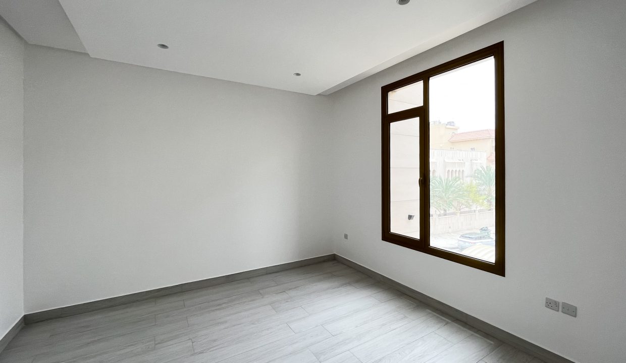 Yarmouk brand new, five master bedroom duplex Horizon Q8 & Yarmouk