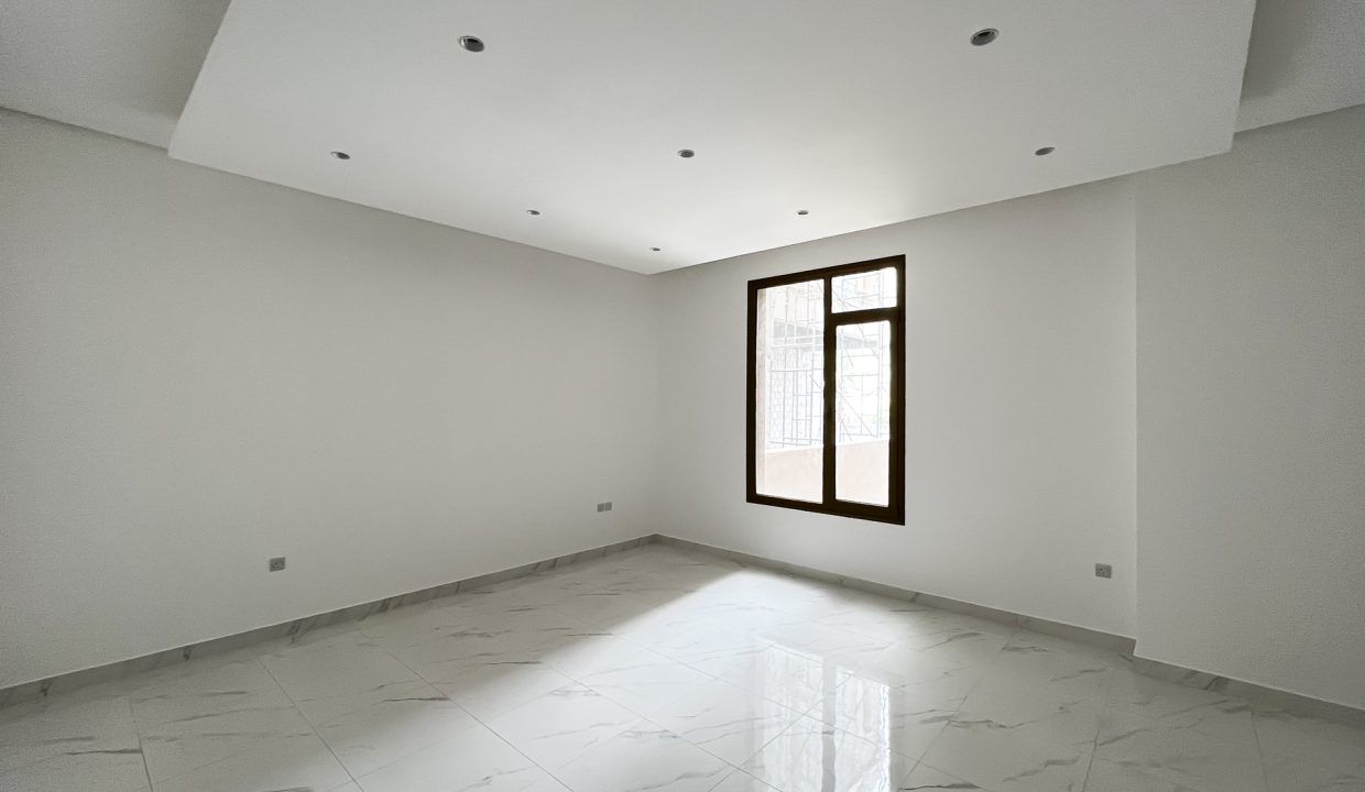 Yarmouk brand new, five master bedroom duplex Horizon Q8 & Yarmouk